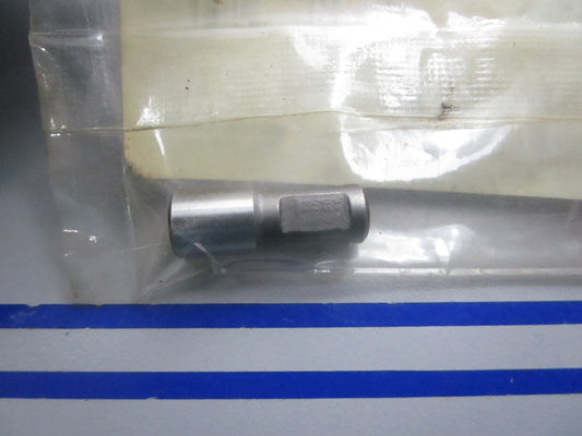 NEW OEM 8K4-47577-00-00 Yamaha Connector 0810