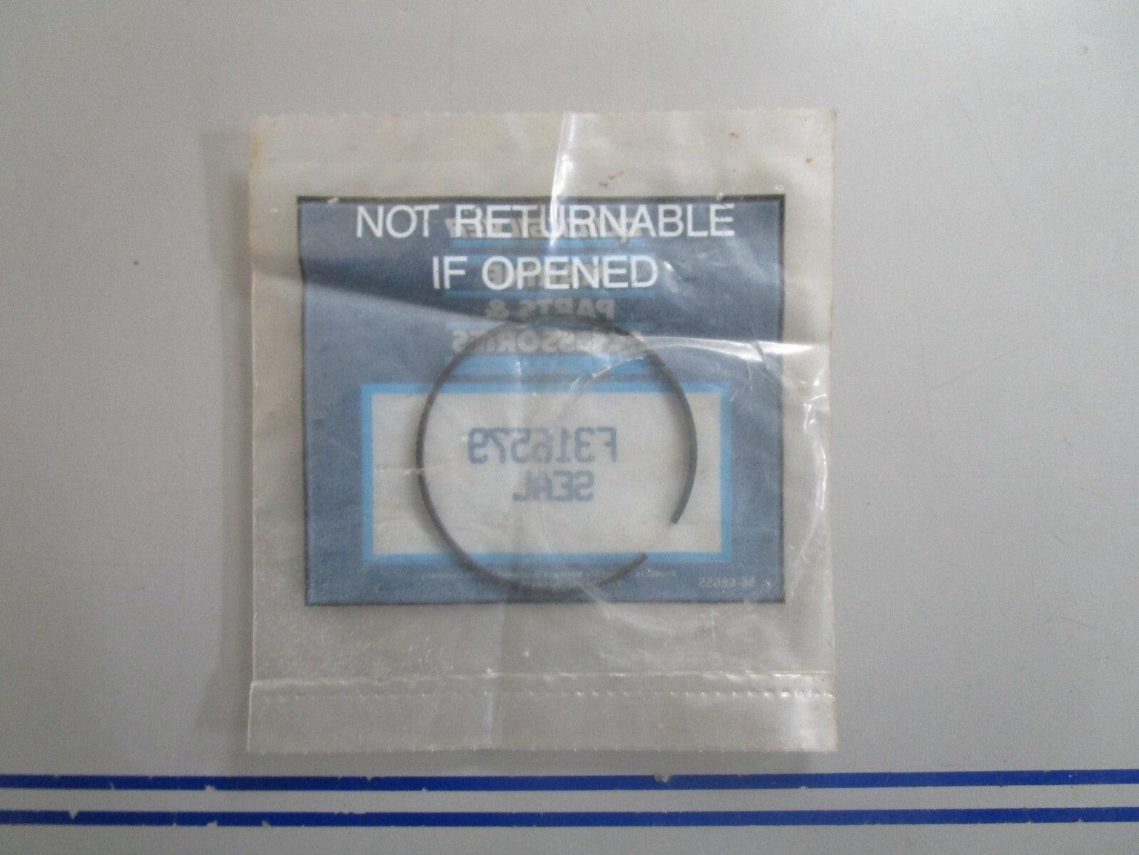 *NEW OEM* 0810 Mercury Quicksilver Seal F316579