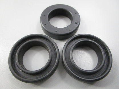 NEW OEM (LOT OF 3) 315748 0315748 OMC Johnson Evinrude Grommet 0810