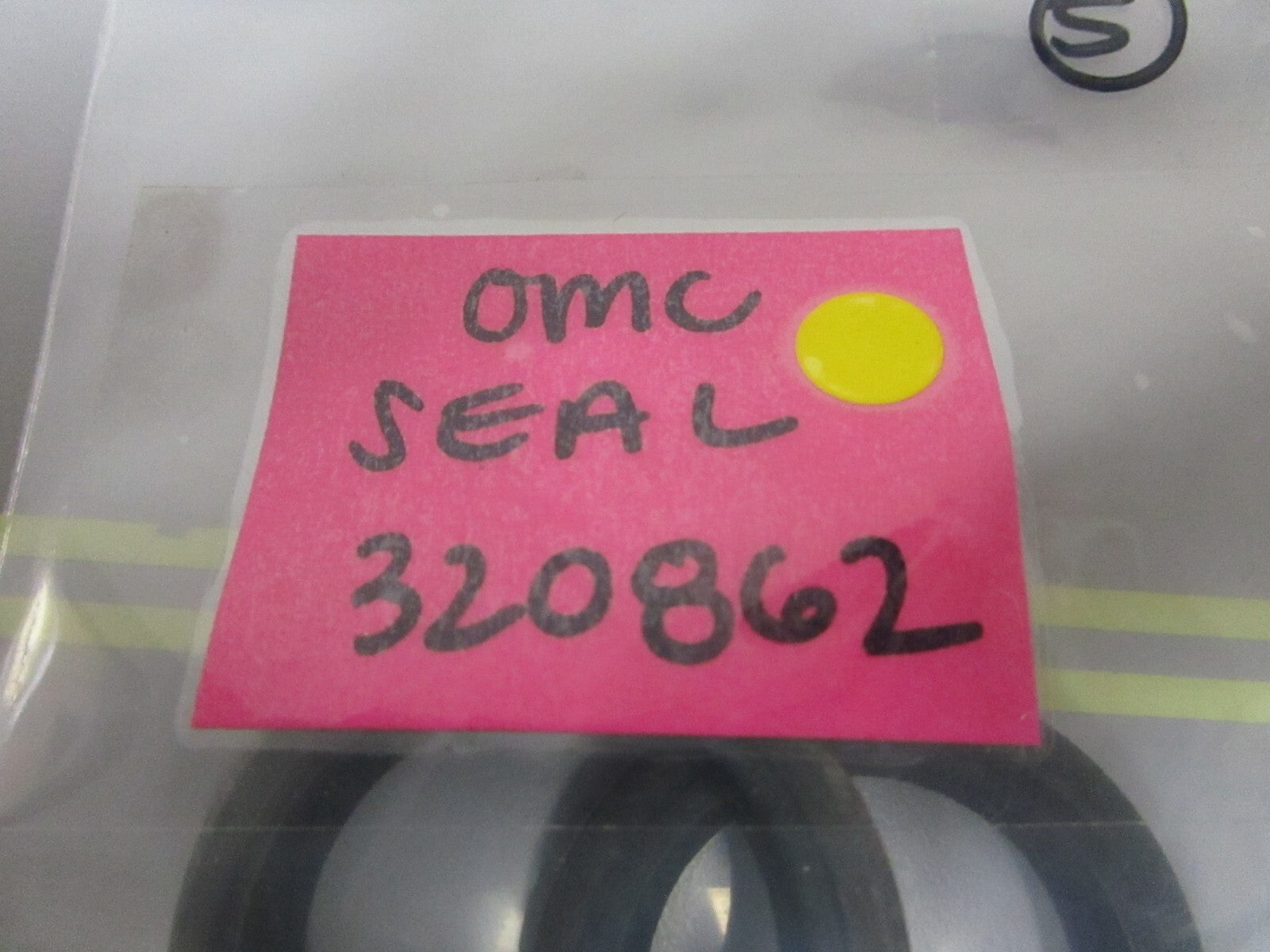 *NEW OEM* 0810 OMC Johnson Evinrude Seal 320862 0320862