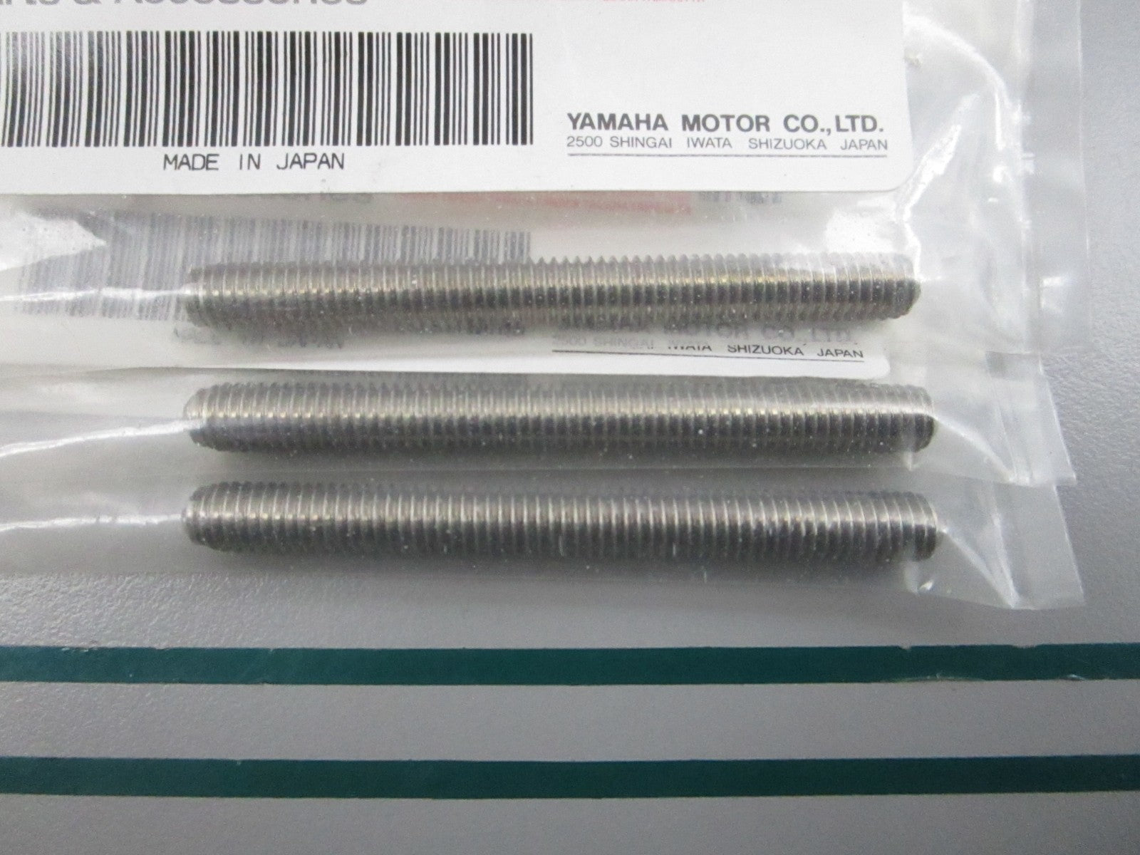 NEW OEM (LOT OF 3) EL8-48281-00-00 Yamaha Screw 0810