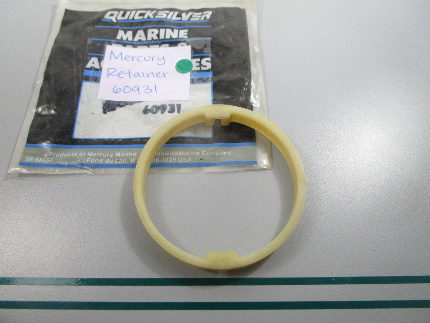 NEW OEM 60931 Mercury Quicksilver Retainer 0810