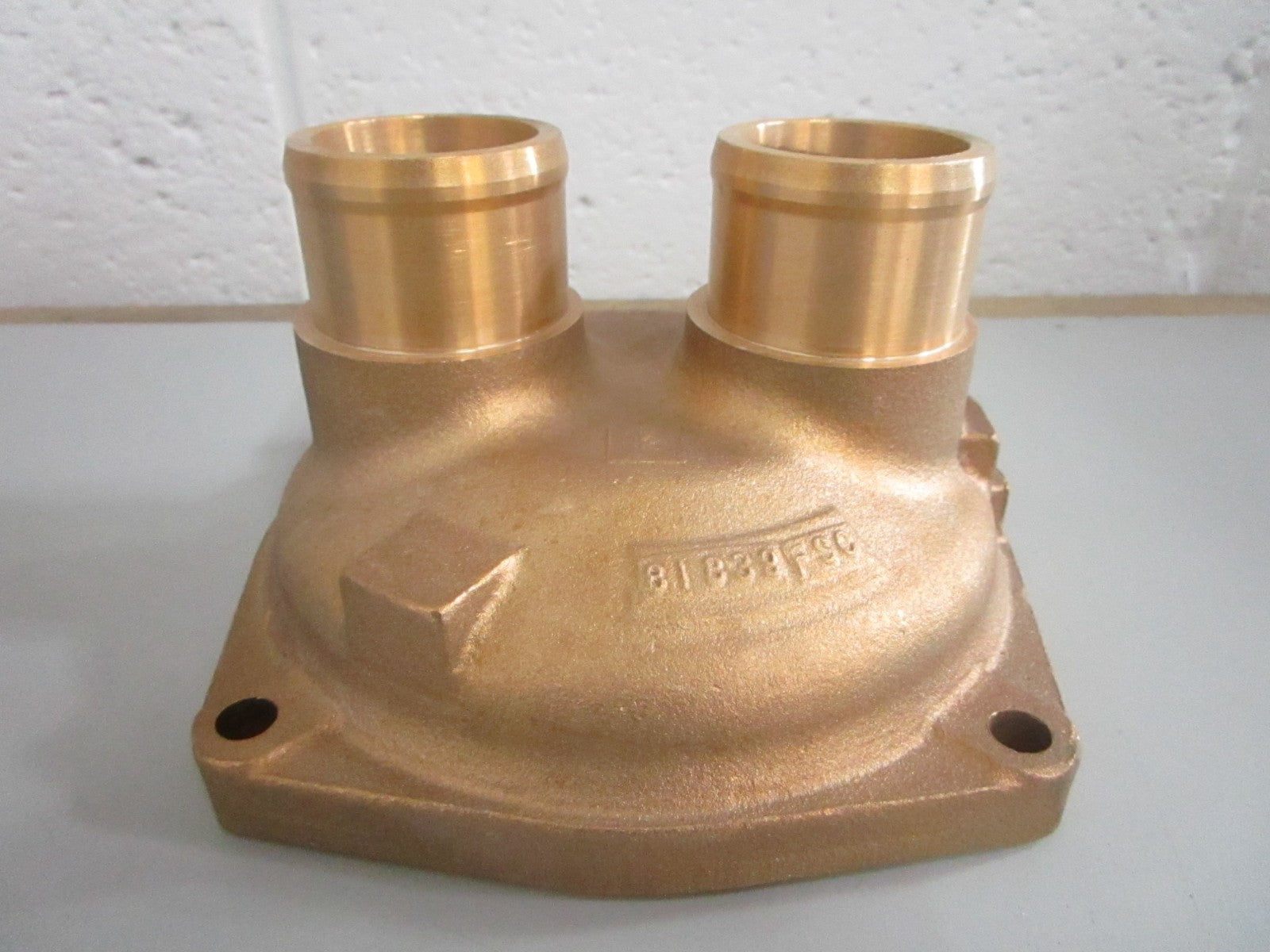 *NEW OEM* 0820 Volvo Penta Cover Kit 3889405