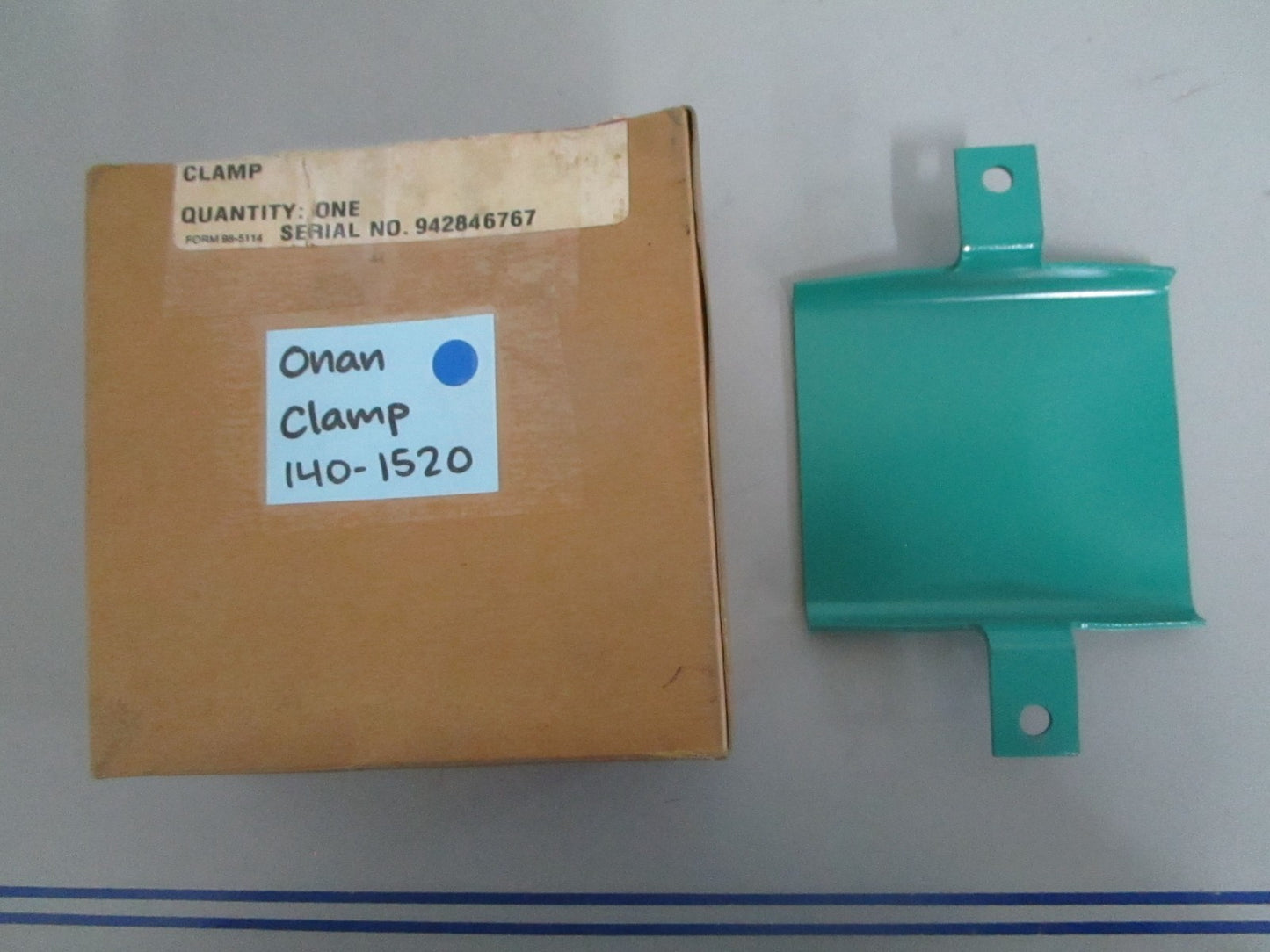 *NEW OEM* 0820 Onan Clamp 140-1520