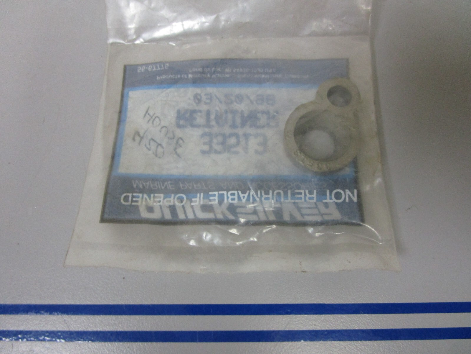 *NEW OEM* 0810 Mercury Quicksilver Retainer 33513