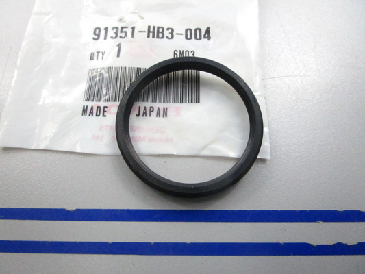 NEW OEM 91351-HB3-004 Honda Seal Ring 0810