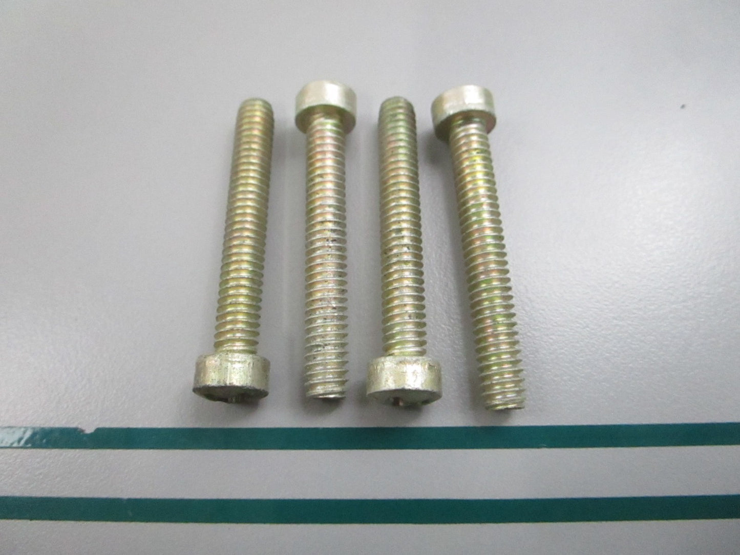 NEW OEM (LOT OF 4) 10-73281 Mercury Quicksilver Screw 0810