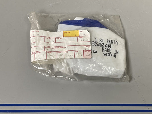 *NEW OEM* 0670 Volvo Penta Trim Steering Fin 854040
