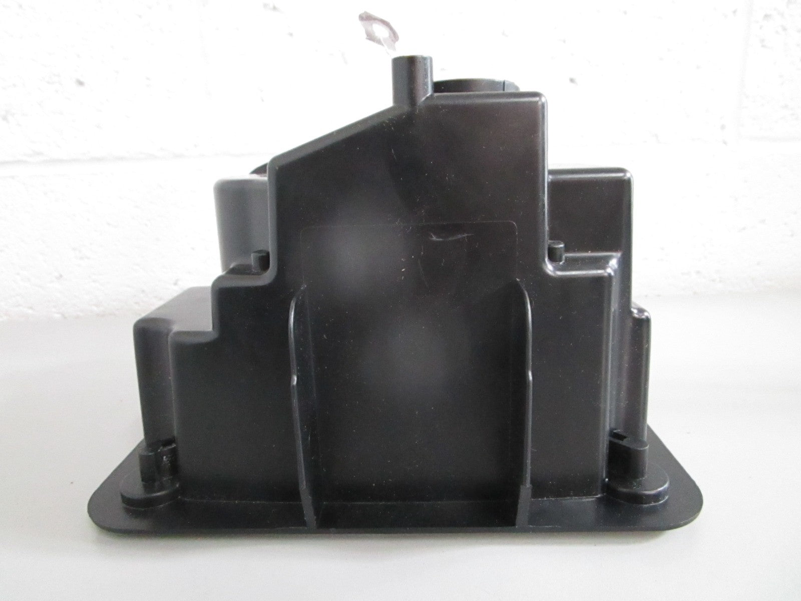 NEW OEM W10765378 Whirlpool Refrigeretor Bracket 0820