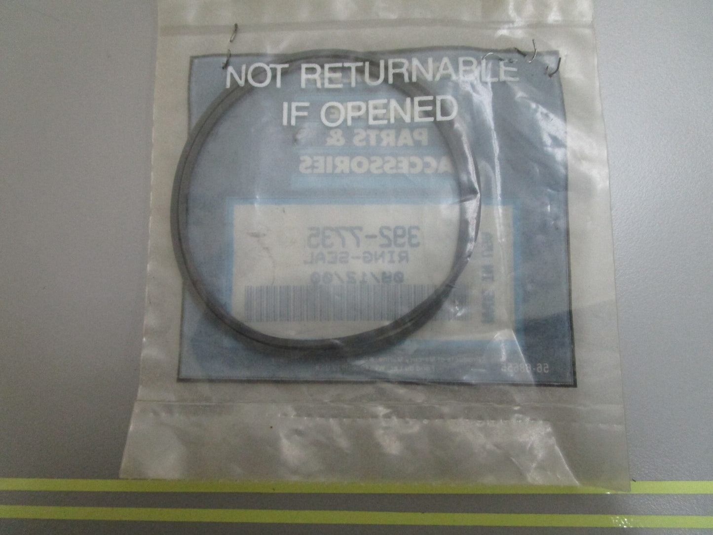 *NEW OEM* 0810 Mercury Quicksilver Seal Ring 392-7735