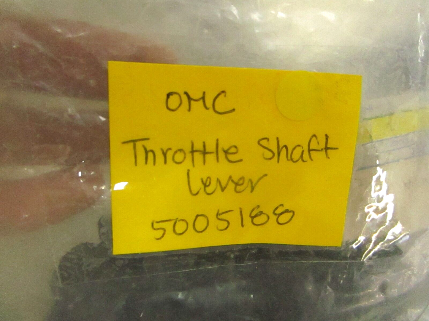 *NEW OEM* 0750 OMC Johnson Evinruide THROTTLE SHAFT LEVER 5005188
