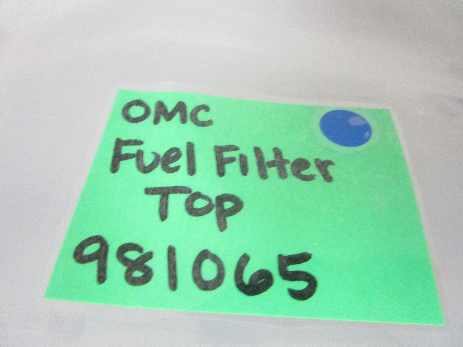 *NEW OEM* 0770 OMC Johnson Evinrude Fuel Filter Top 981065 0981065
