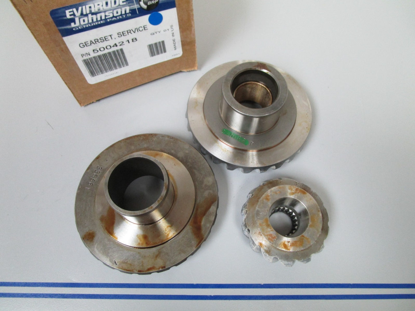 *NEW OEM* 0720 OMC Johnson Evinrude Gear & Pinion Set 5004218