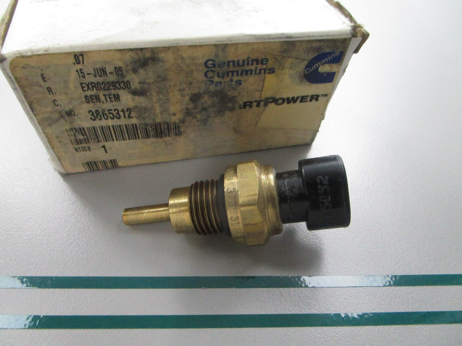 NEW OEM 3865312 Cummins Temperature Sensor 0810