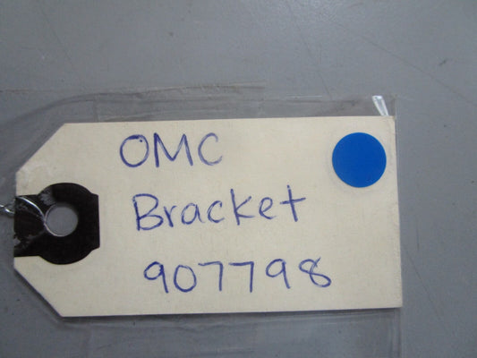 *NEW OEM* 0810 OMC Johnson Evinrude Bracket 907798 0907798