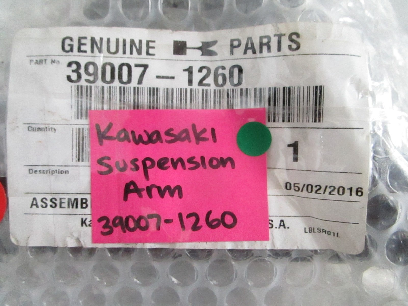 NEW OEM 39007-1260 Kawasaki Suspension Arm 0820