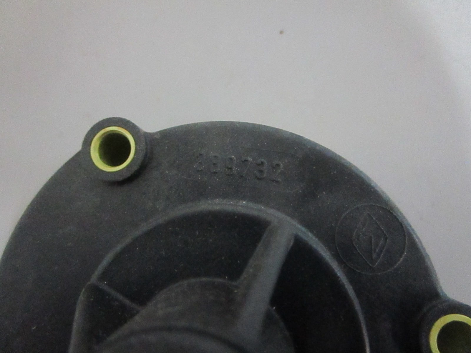 NEW OEM 389732 0389732 OMC Johnson Evinrude Impeller Housing 0820