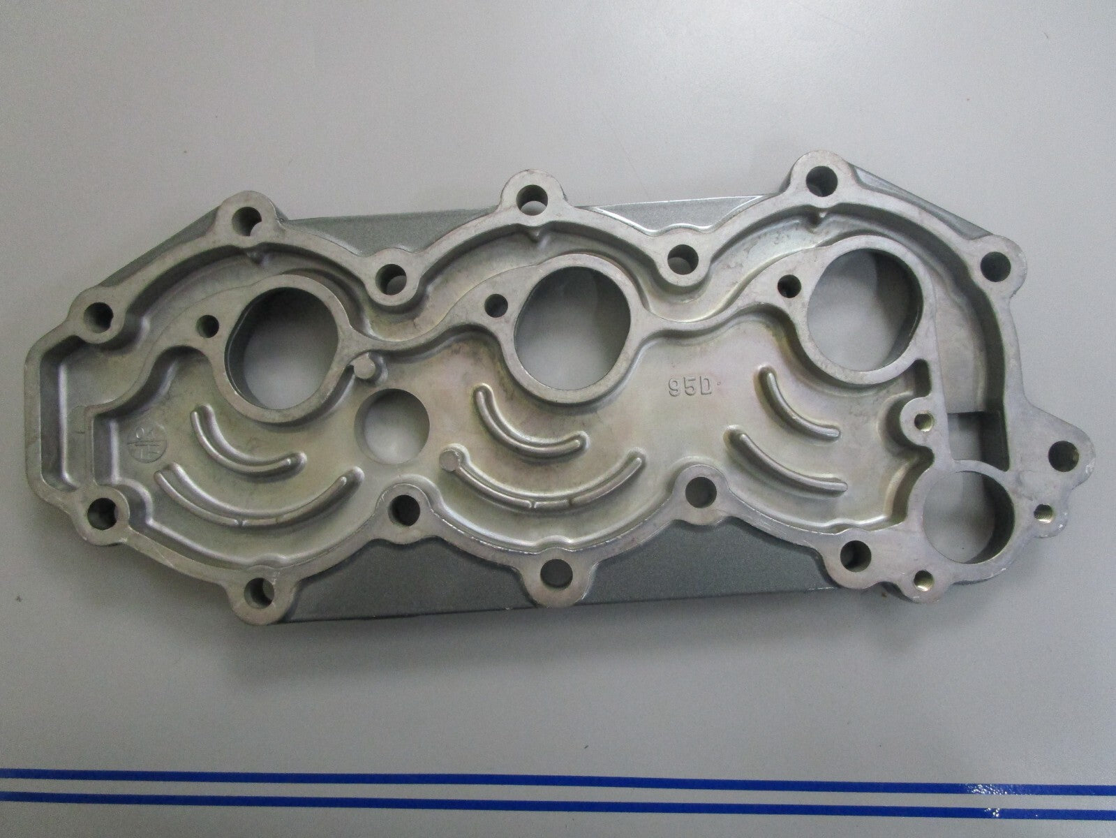 *NEW OEM* 0820 Suzuki Cylinder Head Cover 11161-95D00-0ED