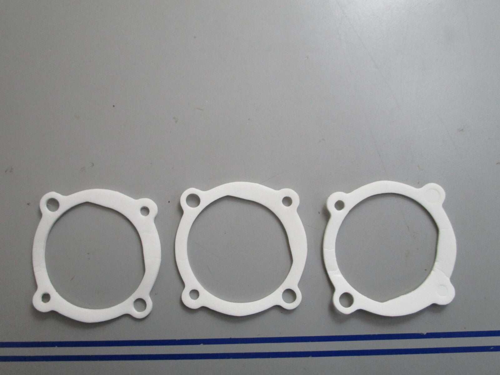 *NEW OEM* (LOT OF 3) 0810 Volvo Penta Gasket 855091