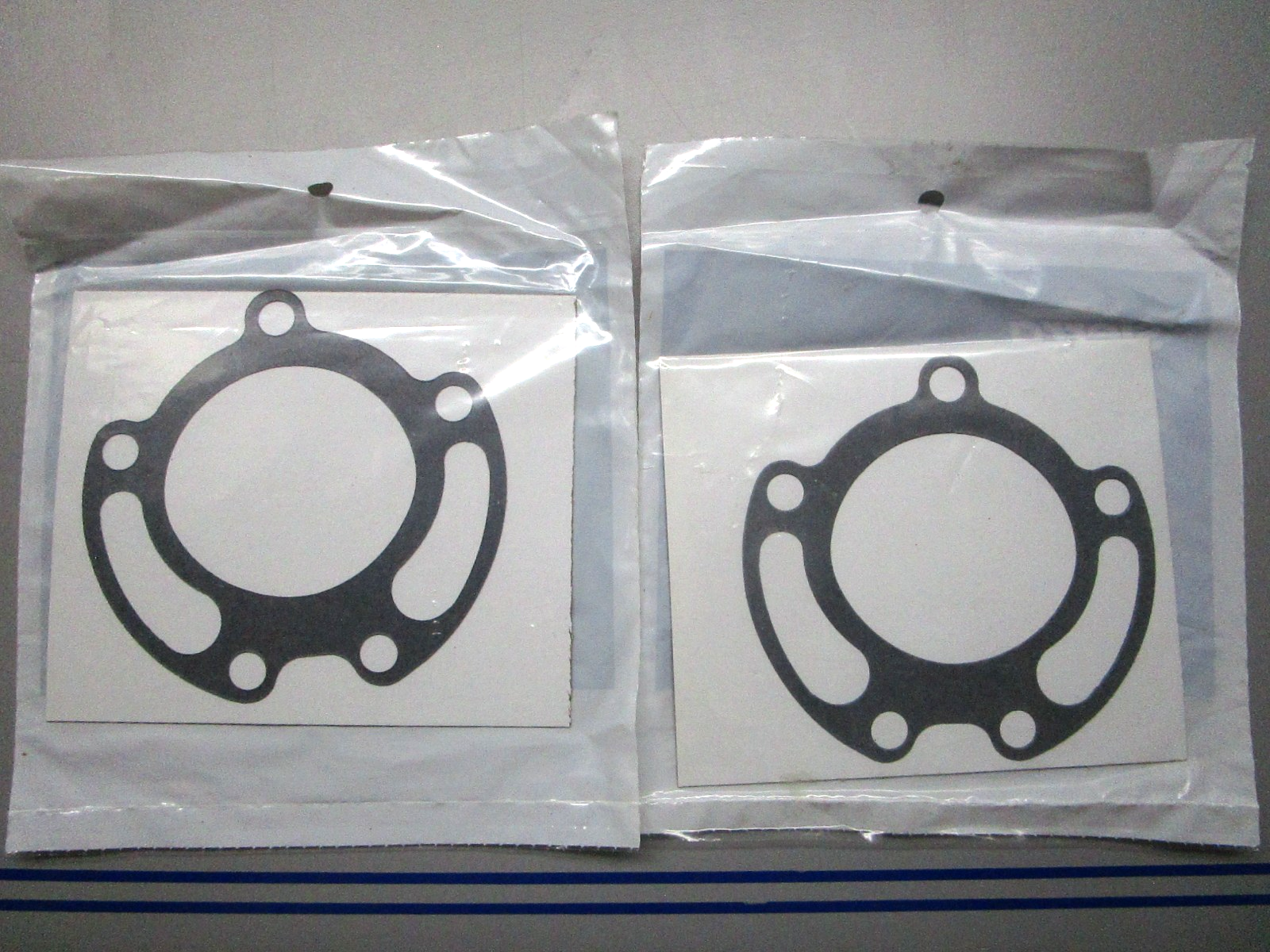 *NEW* (LOT OF 2) 0810 Sierra Gasket 18-0386 Replaces: 27-94914