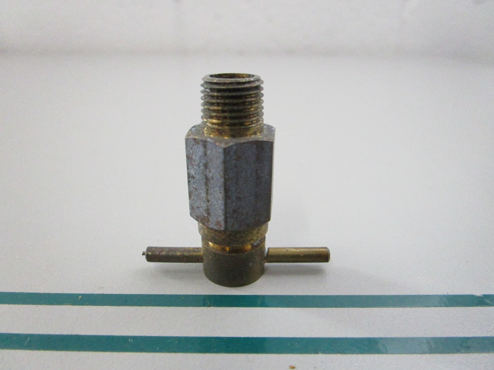 NEW OEM 829592 Volvo Penta Drain Tap 0810
