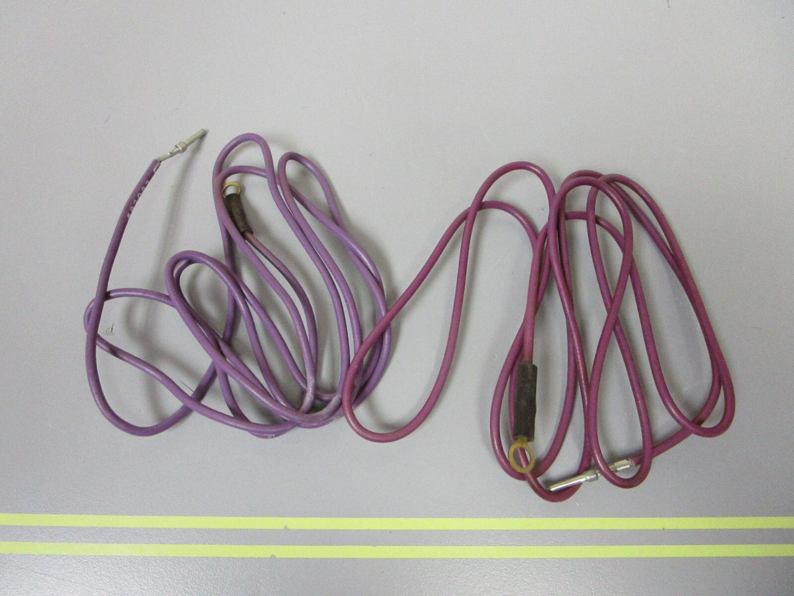 *NEW OEM* (LOT OF 2) 0810 OMC Johnson Evinrude Lead 582093 0582093