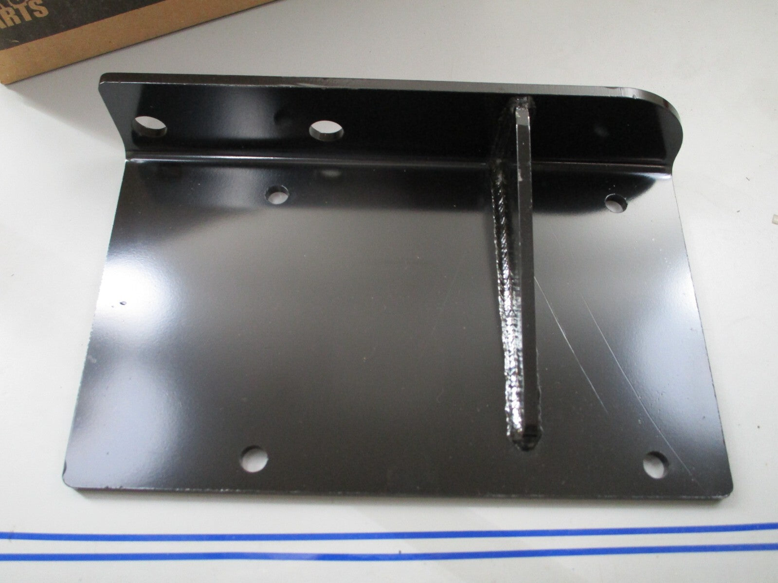 *NEW OEM* 0820 Cummins Oil Cooler Bracket 5270993