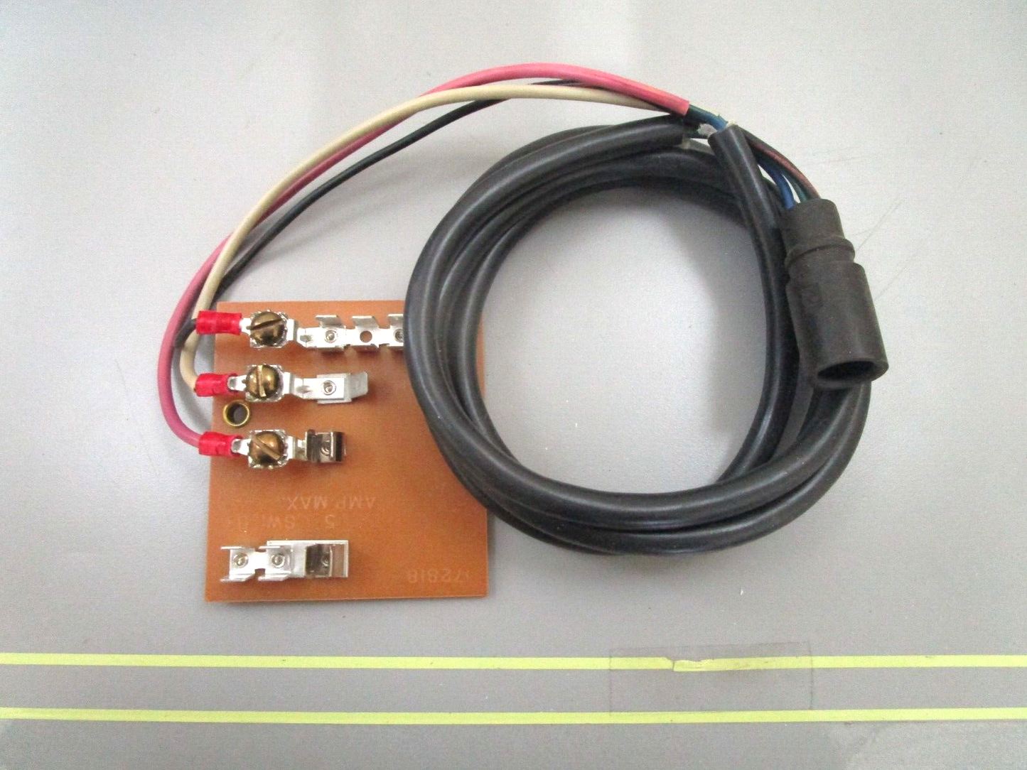 *NEW OEM* 0750 OMC Johnson Evinrude WIRING FUSE BLACK KIT 173611 0173611