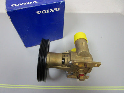 *NEW OEM* 0720 Volvo Raw Sea Water Pump 21379102