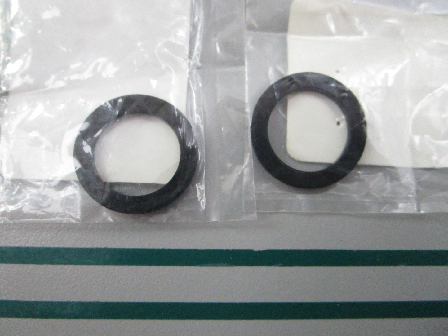 NEW OEM (LOT OF 2) 90202-15M37-00 Yamaha Washer 0810