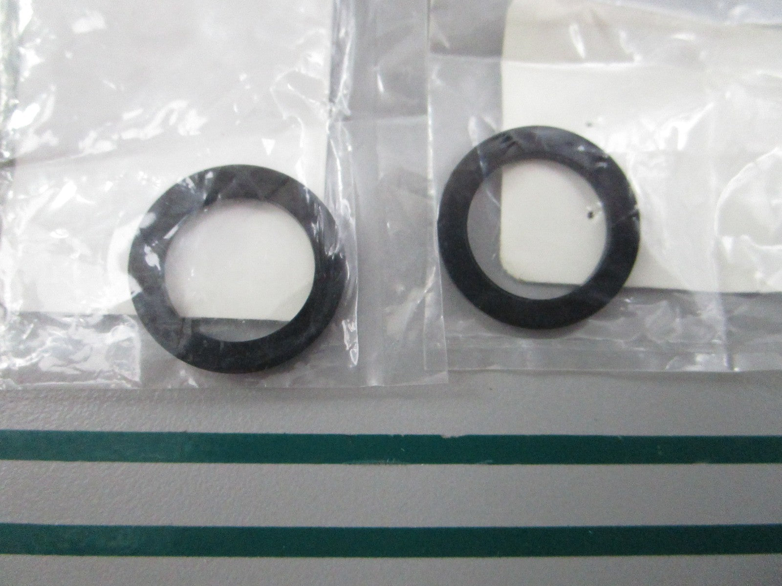 NEW OEM (LOT OF 2) 90202-15M37-00 Yamaha Washer 0810