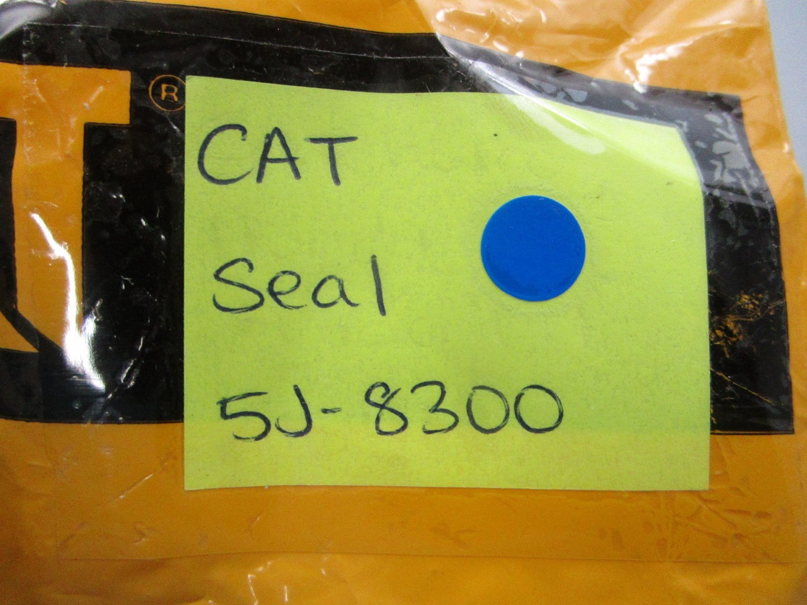 NEW OEM 5J-8300 CAT Seal 0810