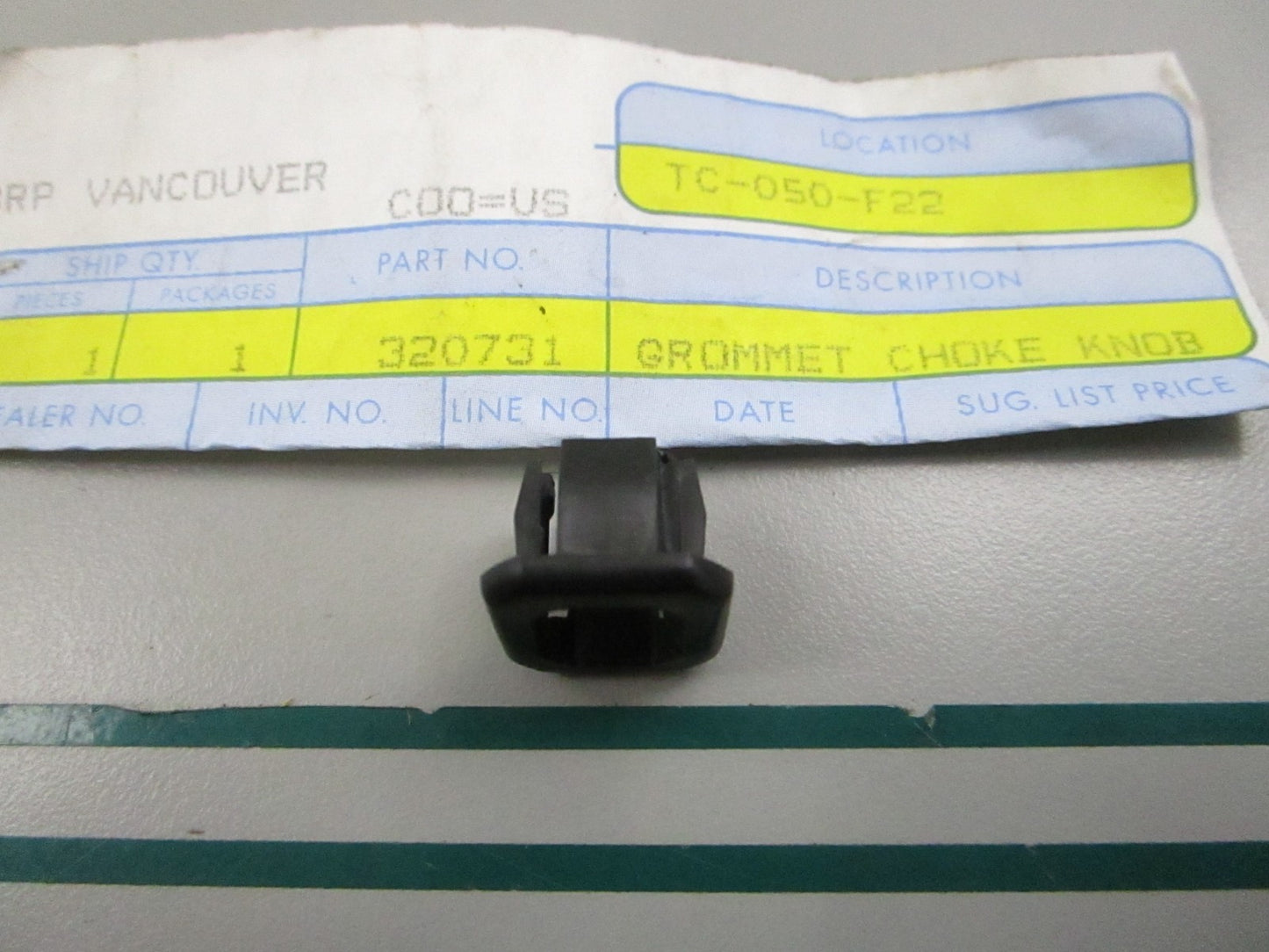 NEW OEM 320731 0320731 OMC Johnson Evinrude Grommet 0810