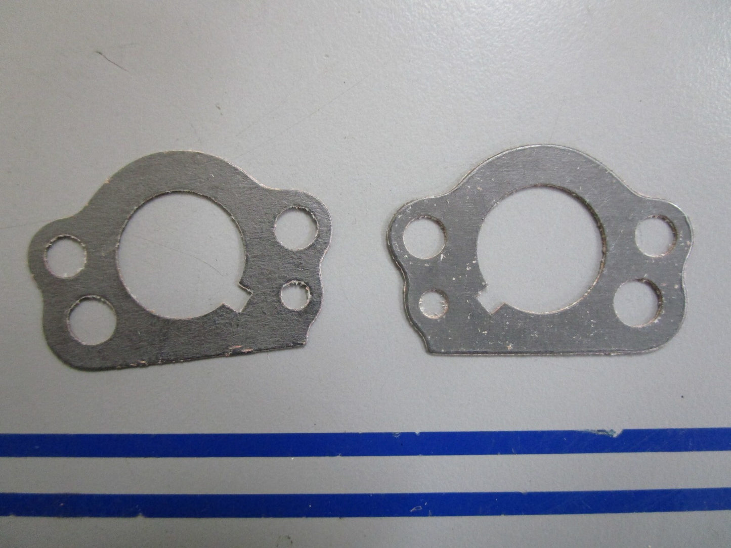 *NEW OEM* (LOT OF 2) 0810 Volvo Penta Gasket 71945