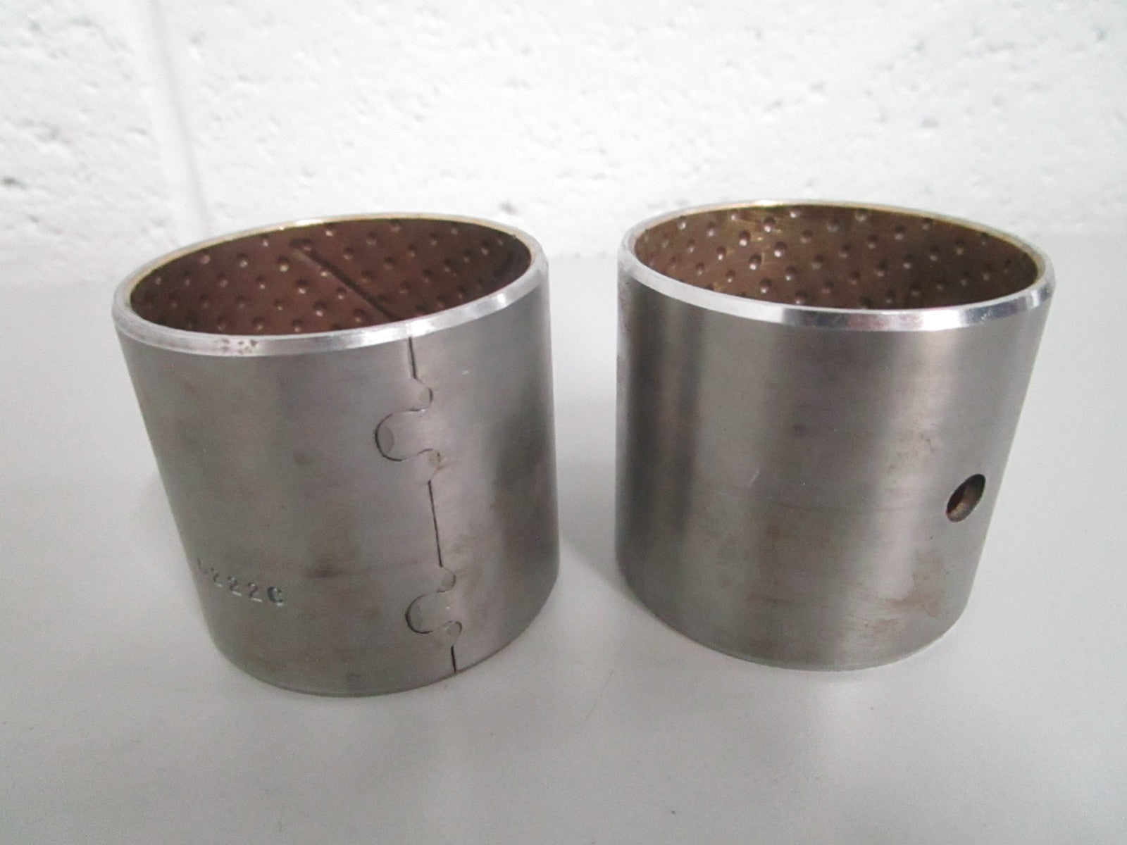 NEW OEM (LOT OF 2) R52188 John Deere Bushing 0820