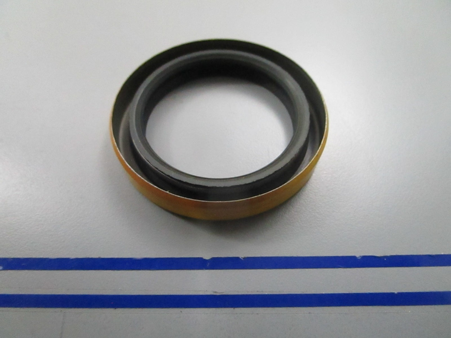 *NEW OEM* 0810 GM Seal 6269204