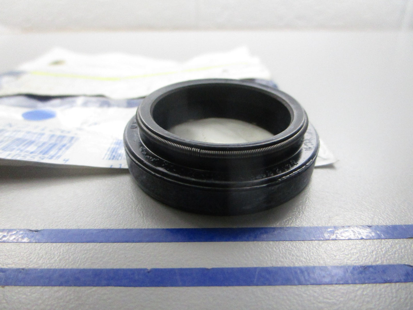 NEW OEM 341281 0341281 OMC Johnson Evinrude Seal 0810