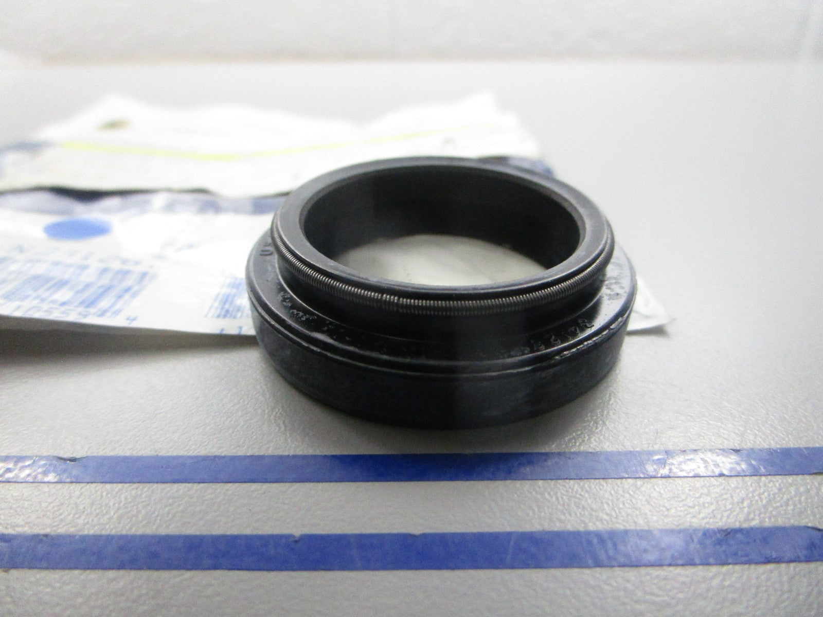 NEW OEM 341281 0341281 OMC Johnson Evinrude Seal 0810