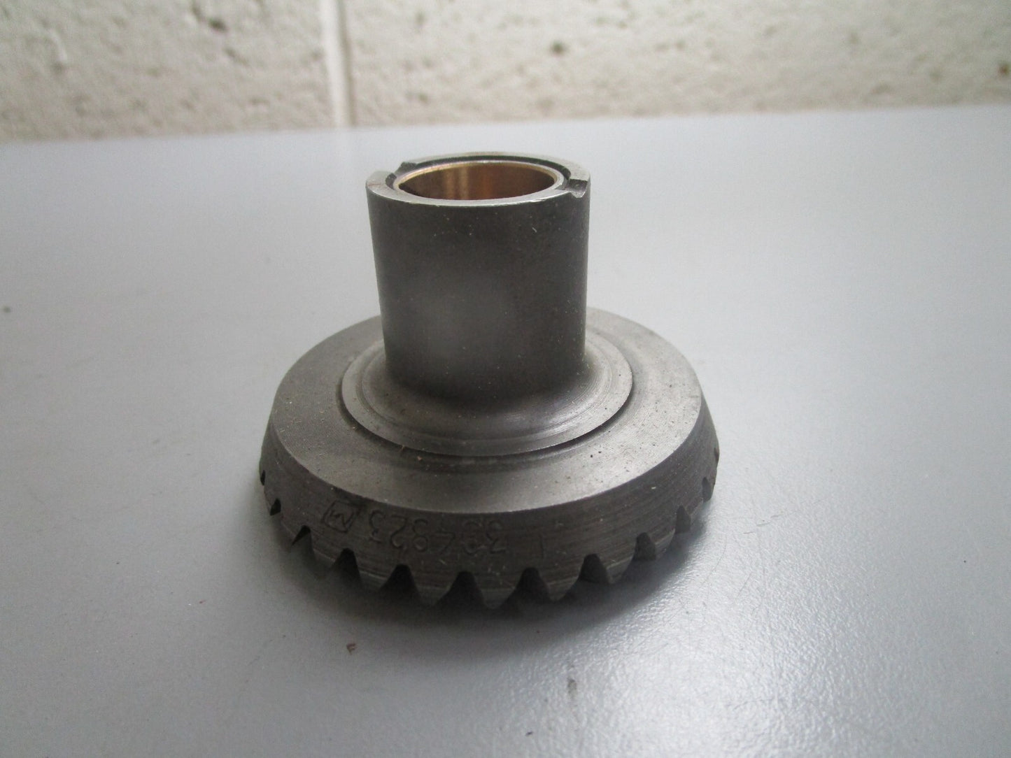 *NEW OEM* 0820 OMC Johnson Evinrude 29T Forward Gear 394823 0394823