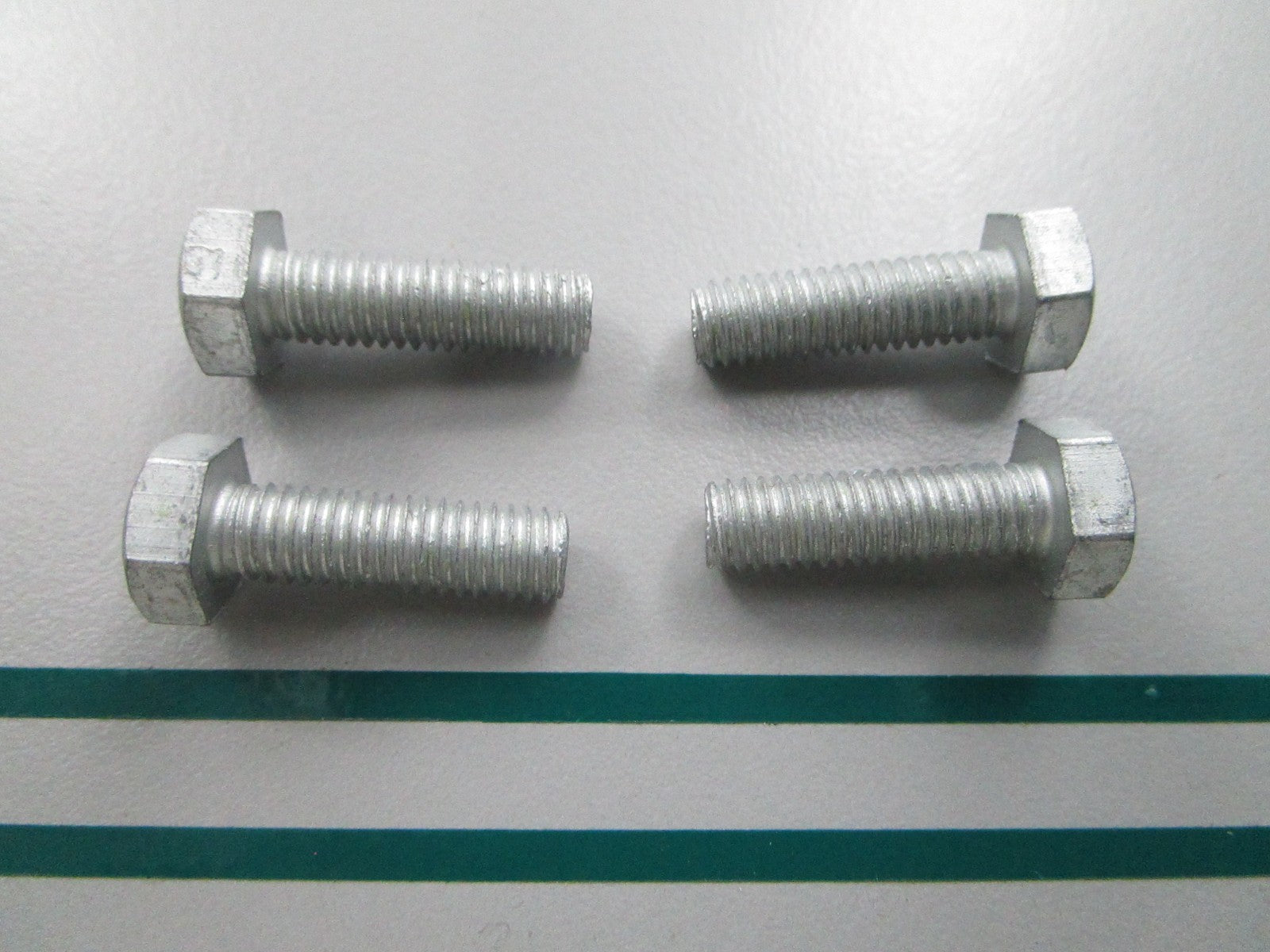 NEW OEM (LOT OF 4) 09100-06122 Suzuki Bolt 0810