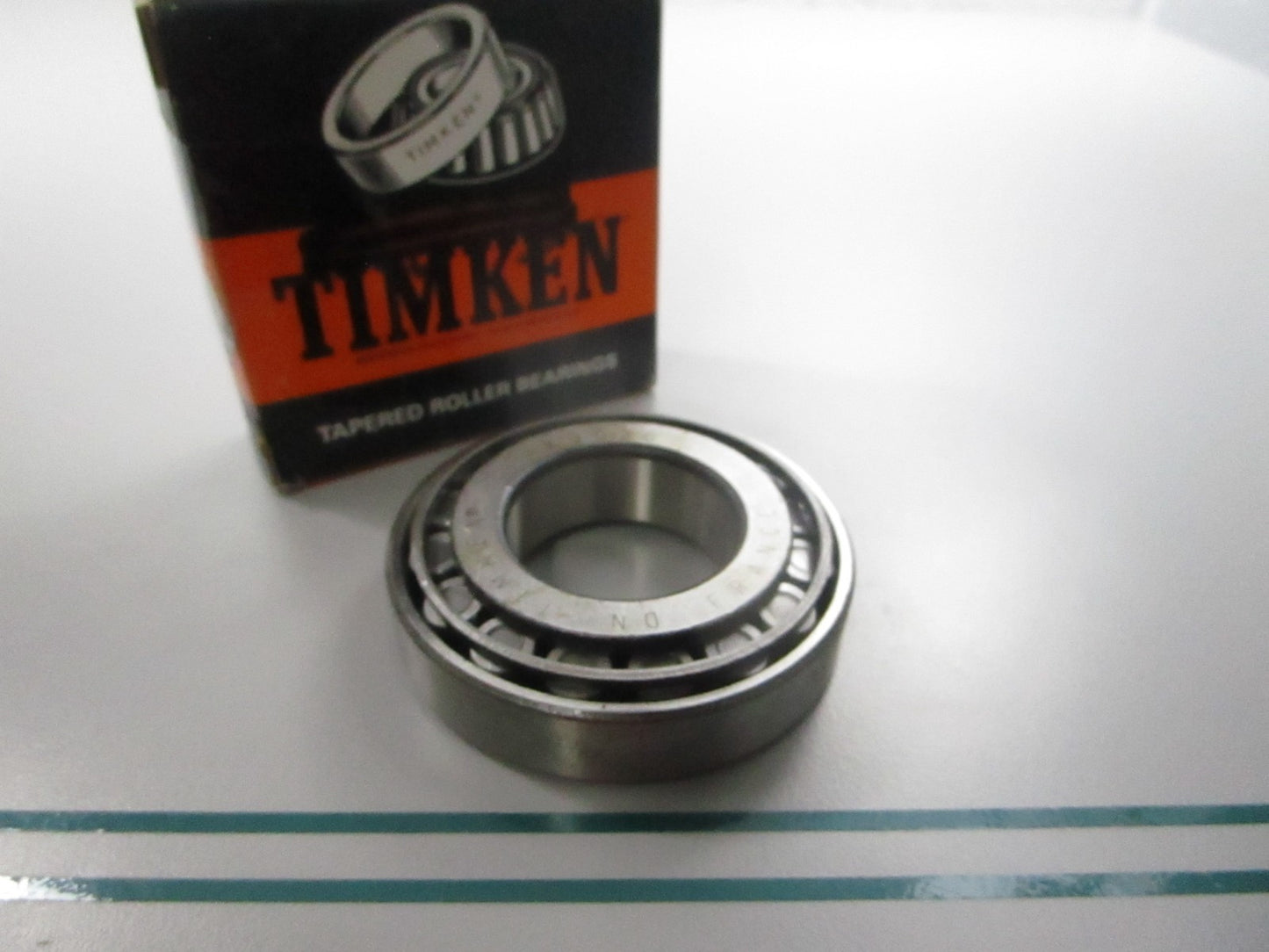 NEW OEM 30207 Timken Roller Bearing 0810