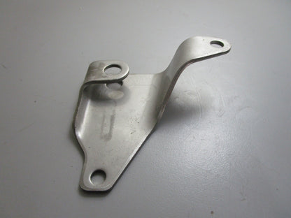 *NEW OEM* 0820 Volvo Penta Bracket 3889945
