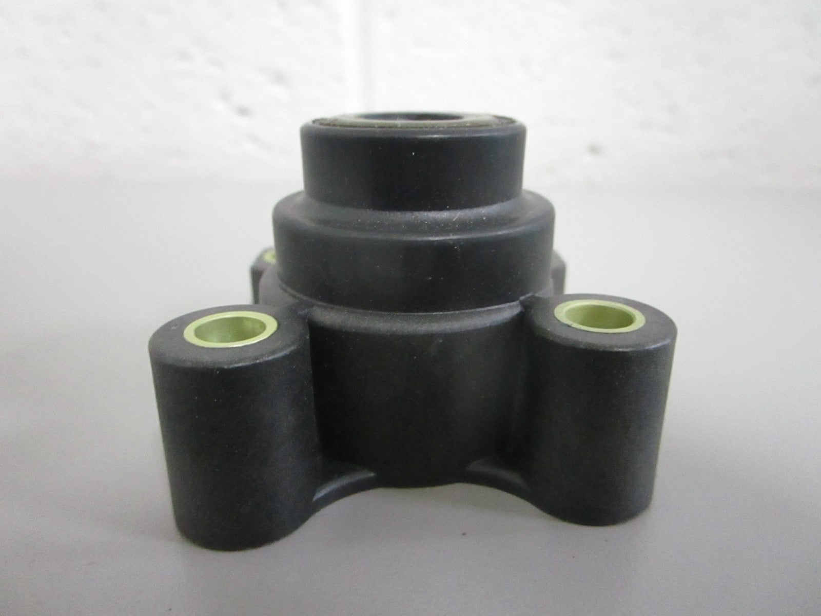NEW OEM 391571 0391571 OMC Johnson Evinrude Impeller Housing 0820