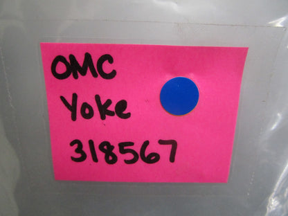 *NEW OEM* 0820 OMC Johnson Evinrude Yoke 318567 0318567