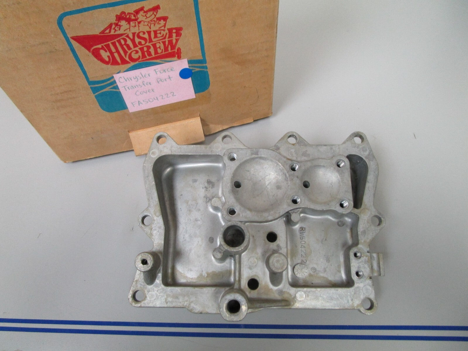 *NEW OEM* 0720 Chrysler Force Port Transfer Cover FA504222