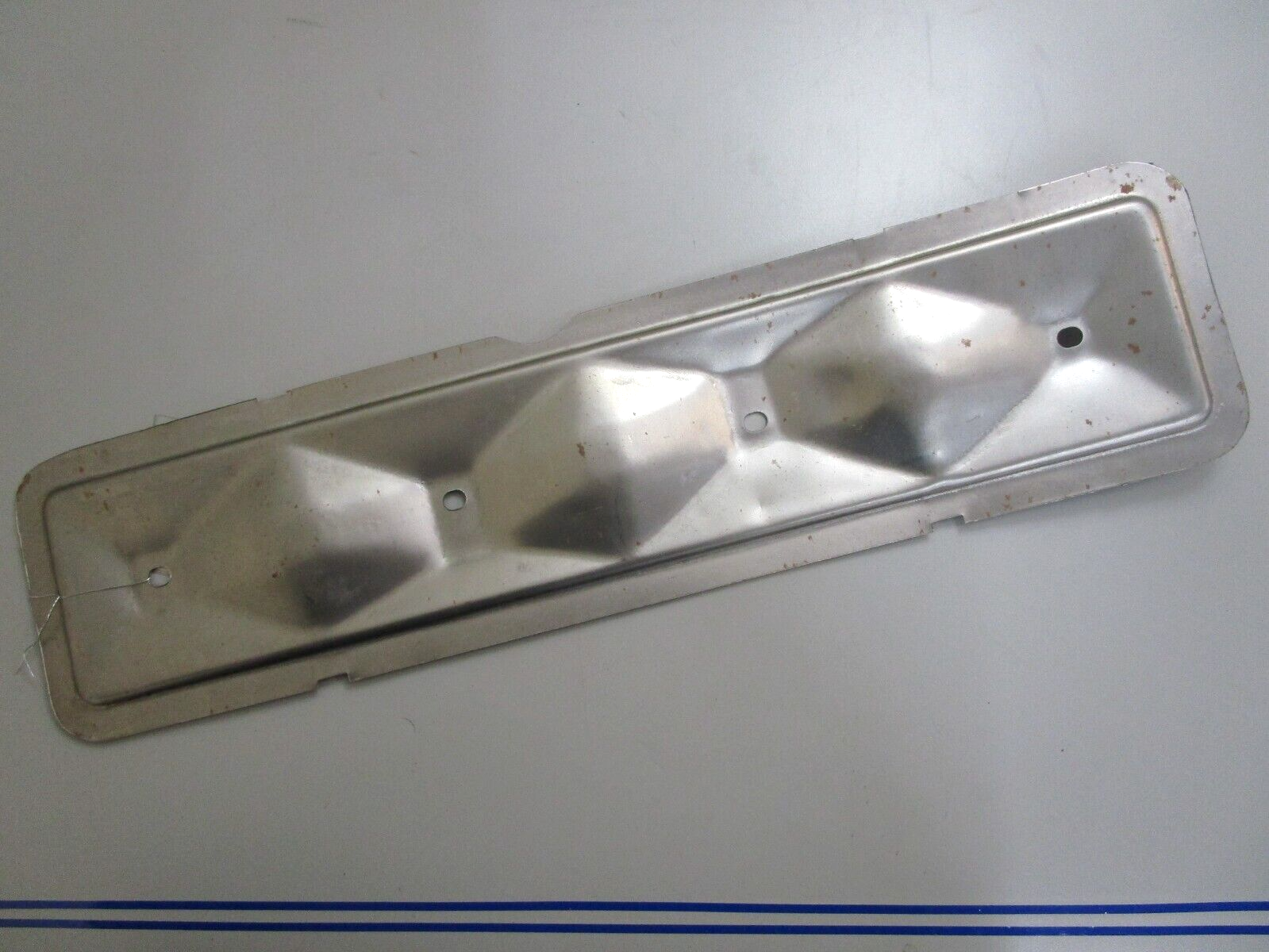 *NEW OEM* 0820 Mercury Quicksilver Cover 814702