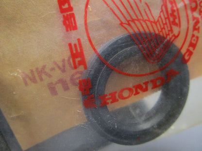 *NEW OEM* 0810 Honda Oil Seal 91252-888-005