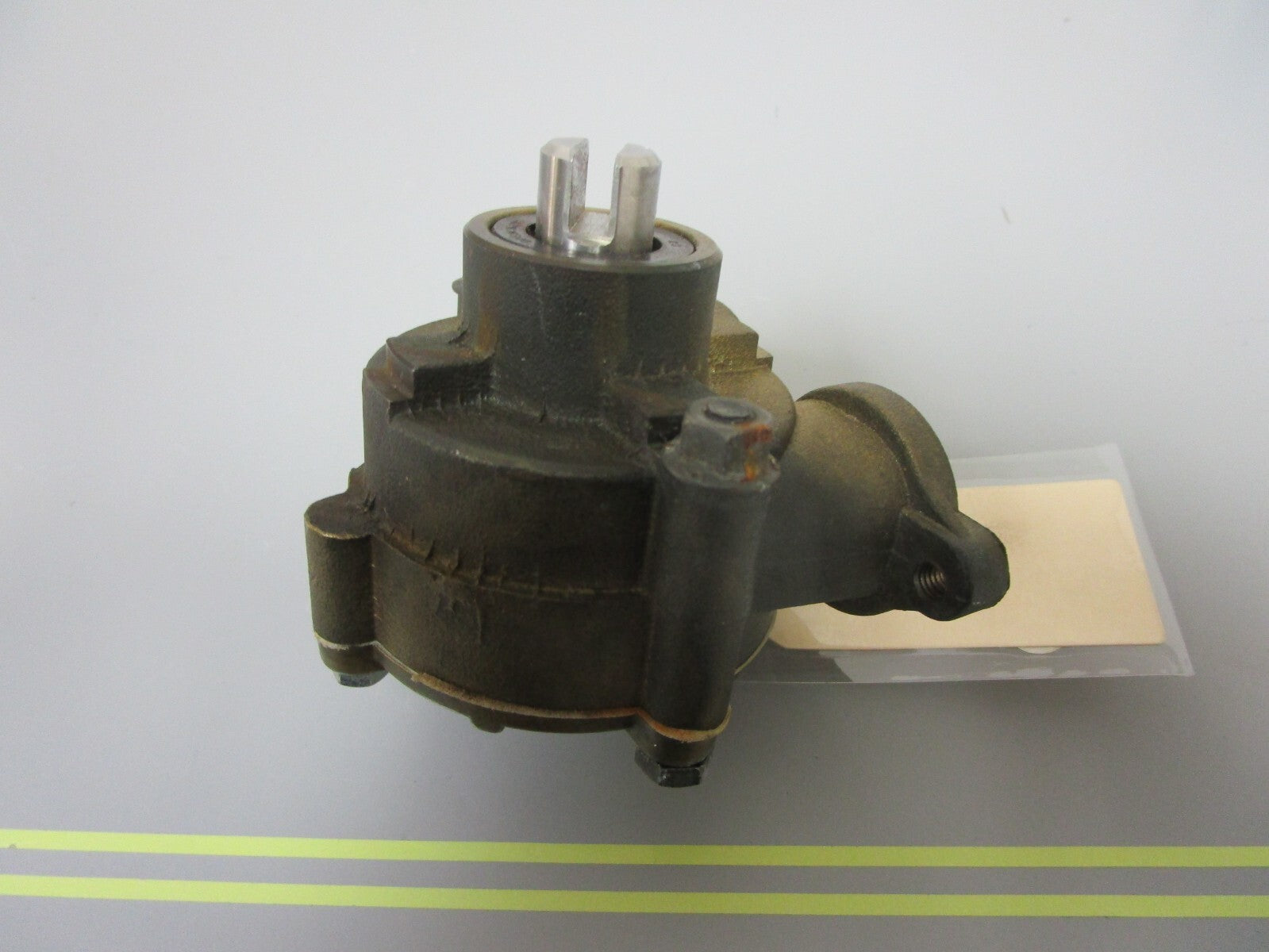 *NEW OEM* 0720 Volvo Penta Raw Sea Water Pump 855578