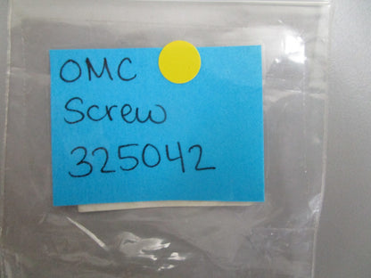 *NEW OEM* (LOT OF 3) 0810 OMC Johnson Evinrude Screw 325042 0325042