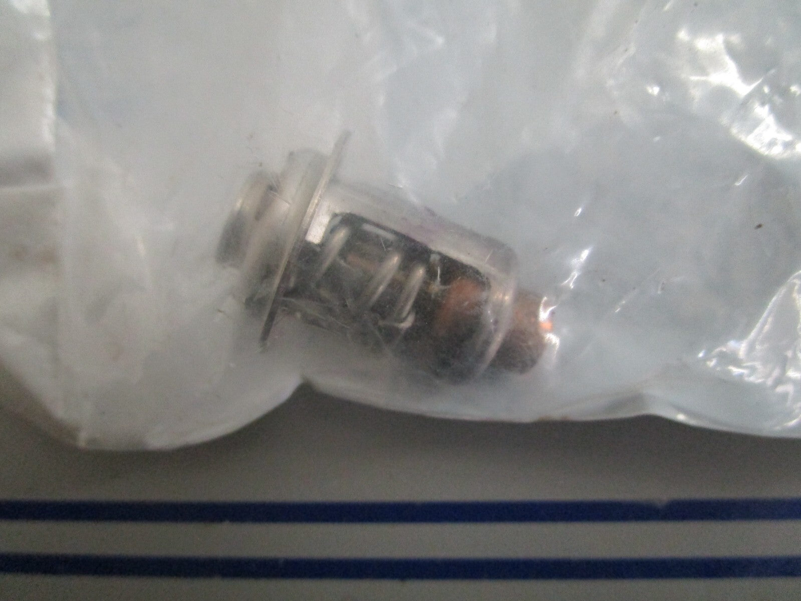 *NEW OEM* 0820 OMC Johnson Evinrude Thermostat Ay 5005440